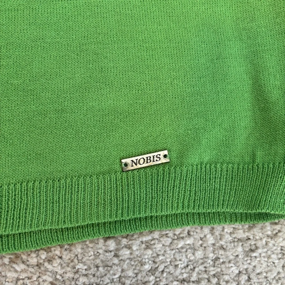 Nobis Lightweight Green Sweater - size L​ - Picture 2 of 6